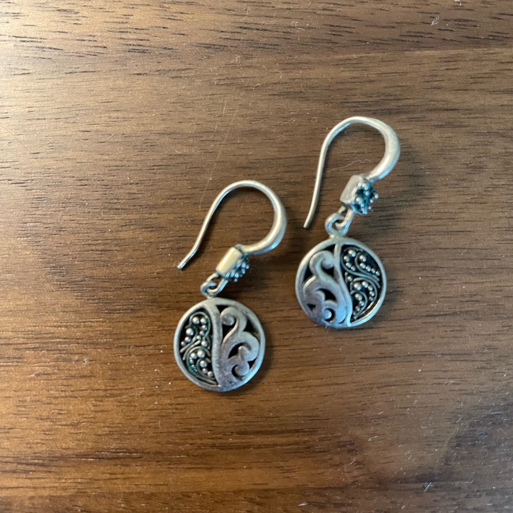 Lois Hill Silver Swirl Earrings